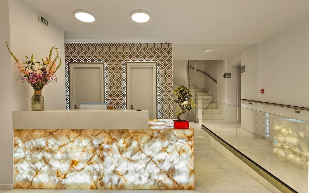 Zephyros Hotel Myrties Екстер'єр фото