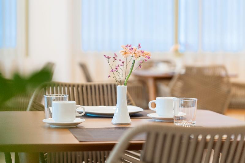 Zephyros Hotel Myrties Екстер'єр фото